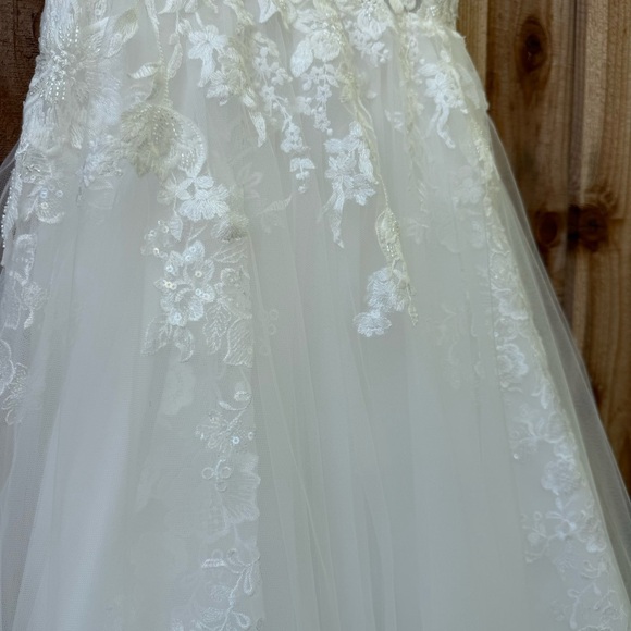 Lulu's White Lace Bridal Dress - Picture 4 of 10
